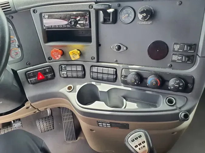 2019 FREIGHTLINER CASCADIA 125