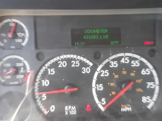 2020 FREIGHTLINER CASCADIA 125