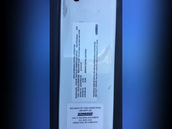 2021 Freightliner Cascadia 126