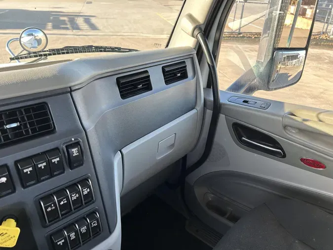 2021 Peterbilt 567