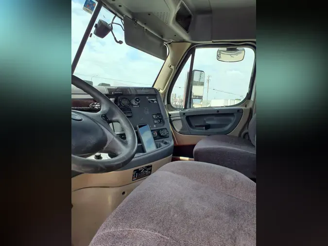 2020 FREIGHTLINER CASCADIA 125