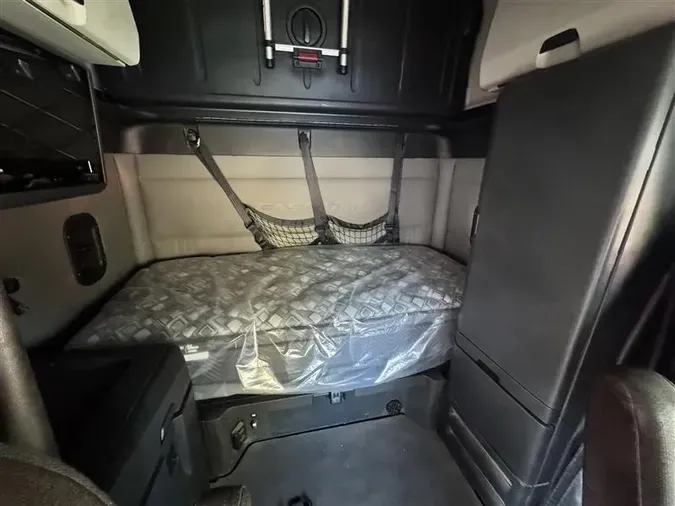 2021 FREIGHTLINER CA1265abd986ab41c7036279811ae8a08f707