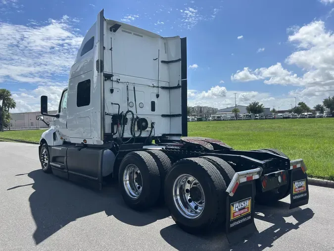 2022 International LT625