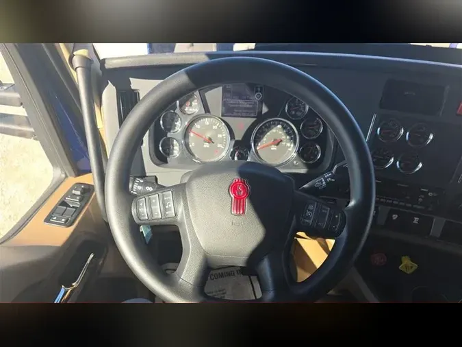 2022 KENWORTH T680