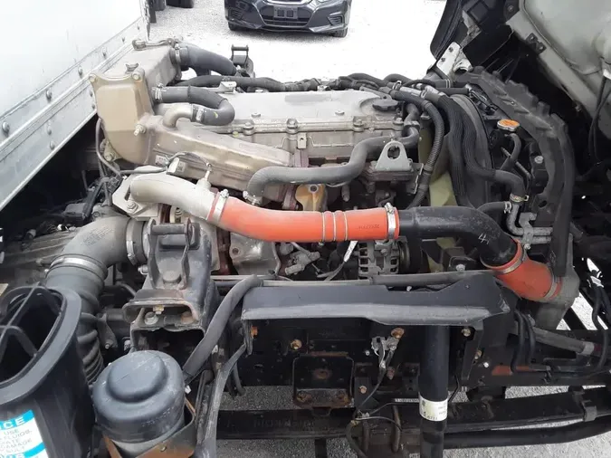 2018 ISUZU NPR HD