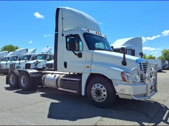2018 FREIGHTLINER CASCADIA 125
