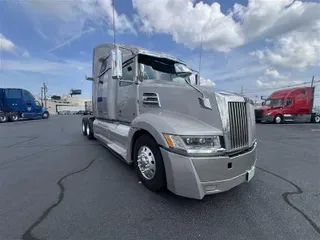 2017 WESTERN STAR 5700XE