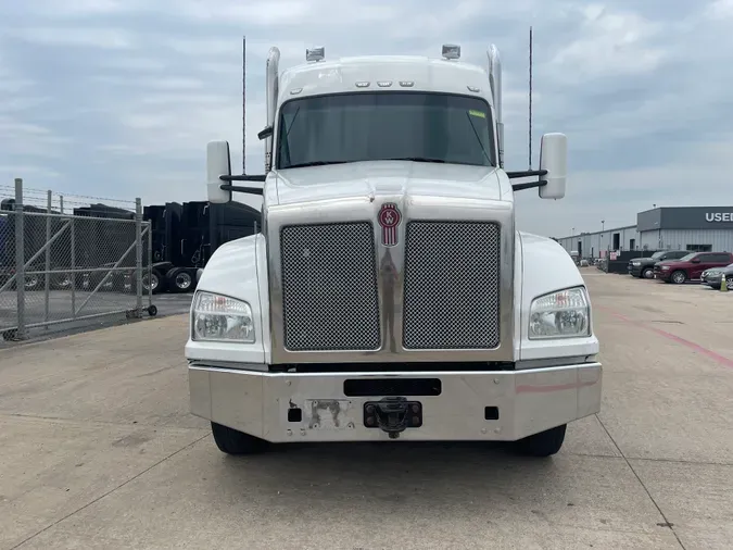 2020 KENWORTH T880