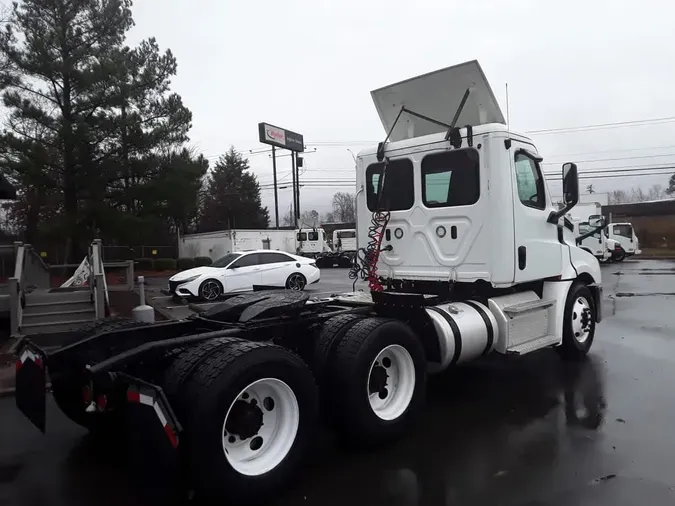2019 FREIGHTLINER/MERCEDES NEW CASCADIA PX12664