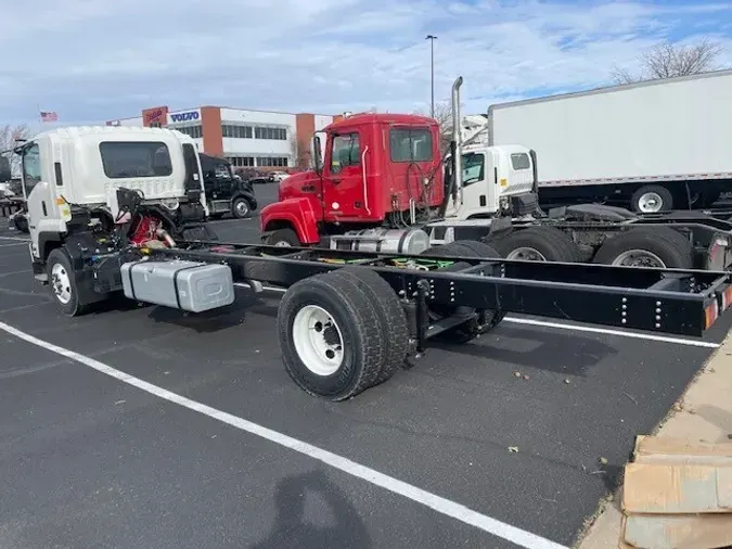 2023 ISUZU FTR,T6G4