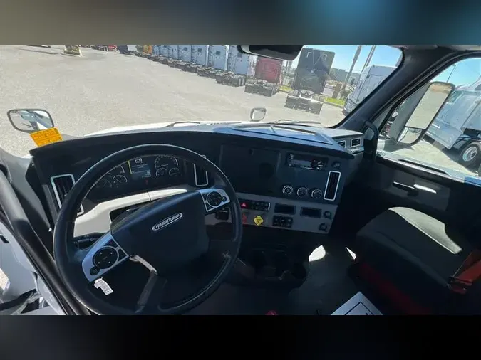 2020 FREIGHTLINER CA126