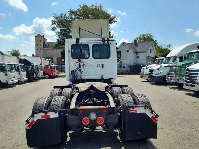 2019 FREIGHTLINER NEW CASCADIA PX12664