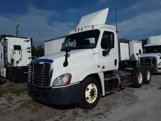 2016 FREIGHTLINER/MERCEDES CASCADIA 125