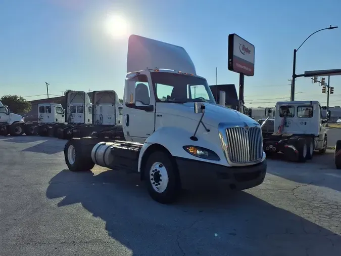 2020 NAVISTAR INTERNATIONAL RH613 DAYCAB S/A