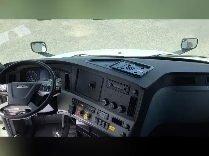 2021 Freightliner Cascadia