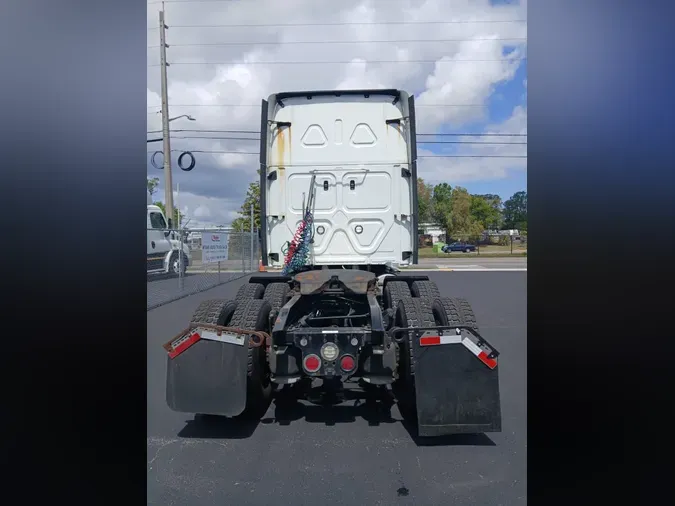 2020 FREIGHTLINER/MERCEDES CASCADIA PX11664ST