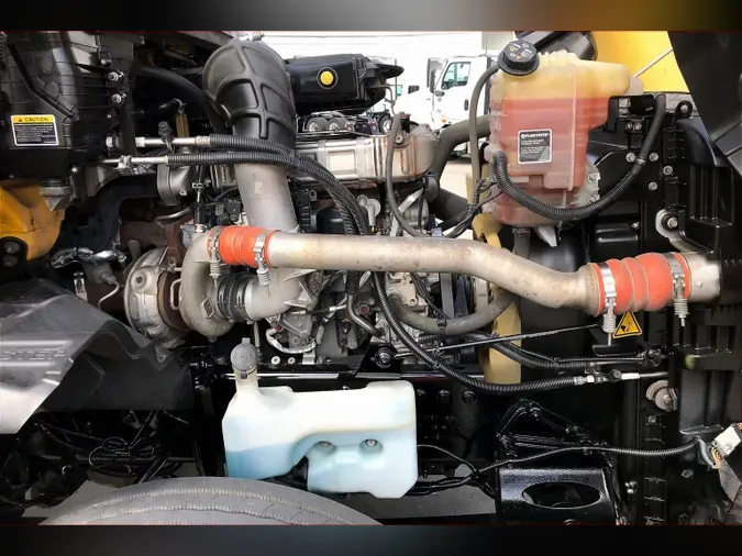 2019 INT LT625 6x4