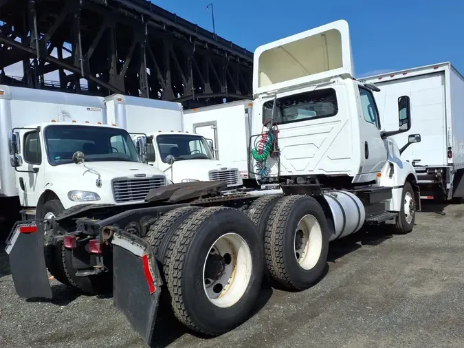 2019 NAVISTAR INTERNATIONAL LT625 DAYCAB T/A