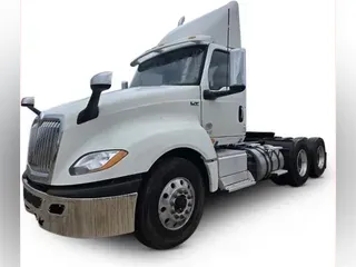 2020 International LT625