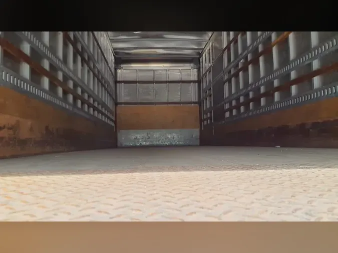 2019 FREIGHTLINER/MERCEDES M2 106