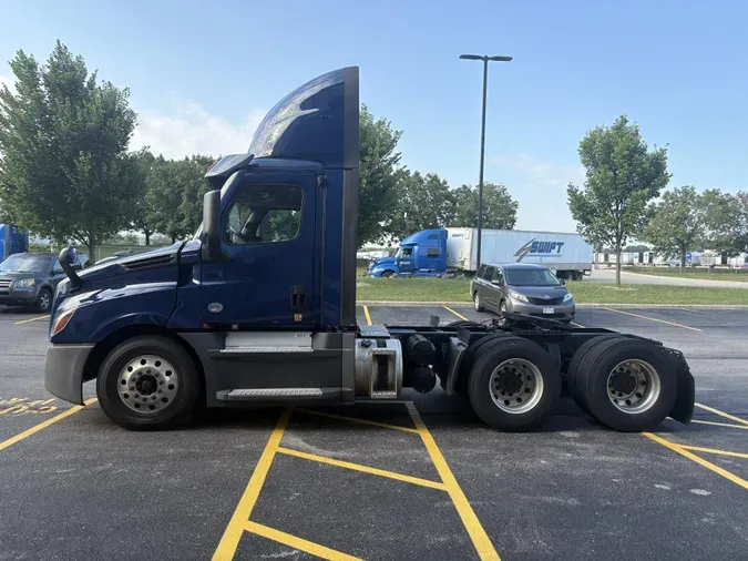 2022 Freightliner Cascadia5adc416921ce8630a6e291ee3305f4a1