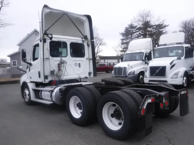 2020 FREIGHTLINER/MERCEDES NEW CASCADIA PX12664