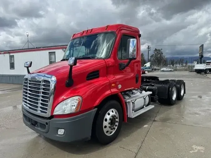 2019 Freightliner Cascadia5ae48b1bf9f5506d352b7962f343448b