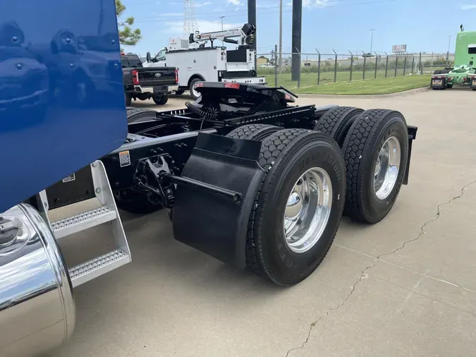 2024 Peterbilt 389