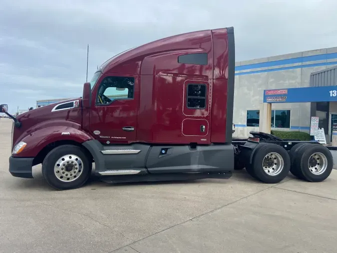 2021 Kenworth T680