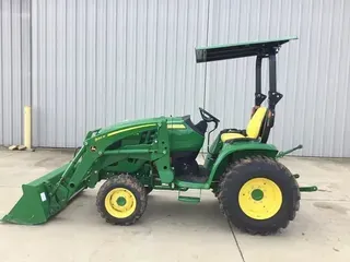 2020 John Deere 3033R