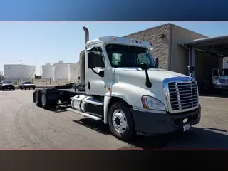 2014 Freightliner CASCADIA 125