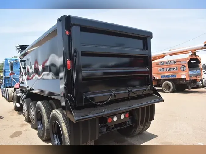 2013 MACK PINNACLE CXU612