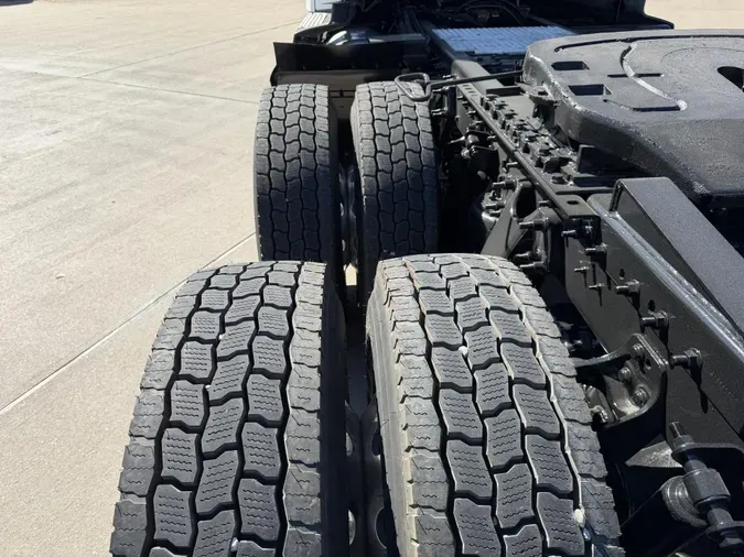 2021 International LT625