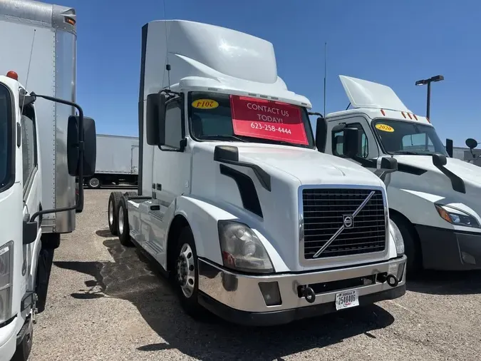 2014 VOLVO VNL64TRACTOR