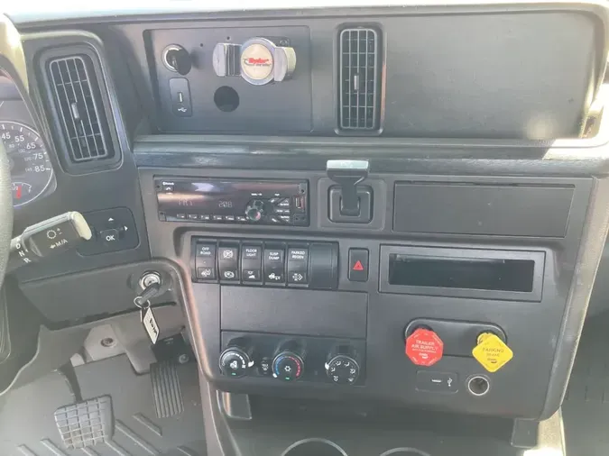 2019 NAVISTAR INTERNATIONAL RH613 DAYCAB S/A5af45c29e37c23bd9e765f25dd15fdc0