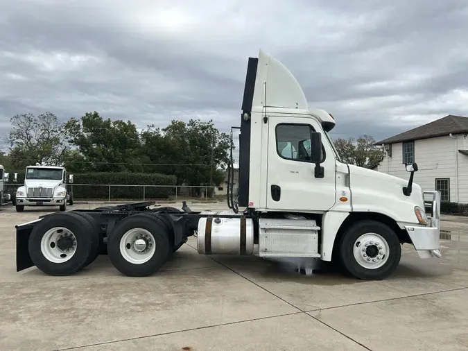 2015 Freightliner Cascadia