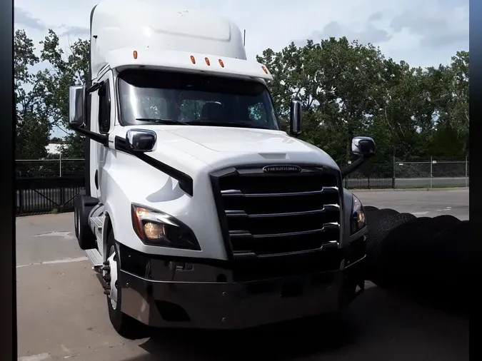 2020 FREIGHTLINER/MERCEDES NEW CASCADIA PX126645af6c74526834b59008b98990d0bbba9