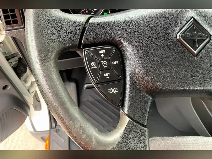 2020 INT LT625 6x4