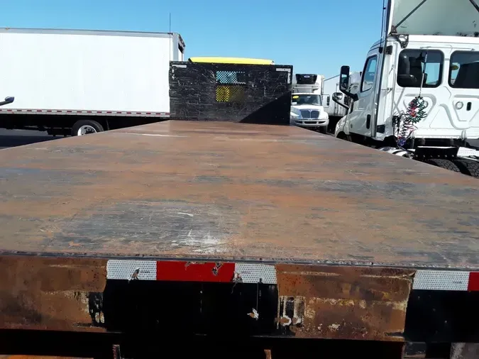 2016 FREIGHTLINER M2 106