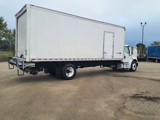 2018 FREIGHTLINER/MERCEDES M2 106