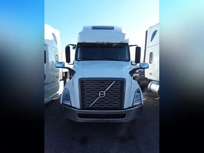 2019 VOLVO VNL64T-760