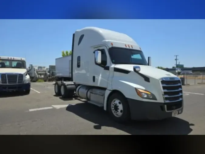 2019 FREIGHTLINER NEW CASCADIA PX12664