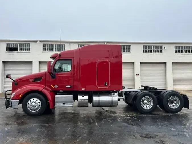 2022 Peterbilt 579