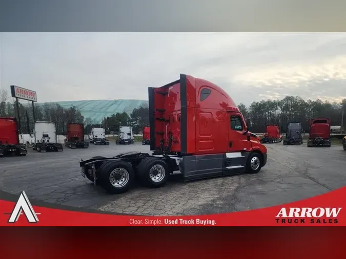 2022 FREIGHTLINER CA126