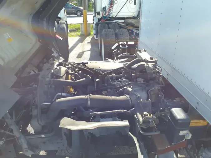 2019 ISUZU NQR
