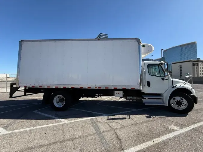 2019 FREIGHTLINER/MERCEDES M2 106