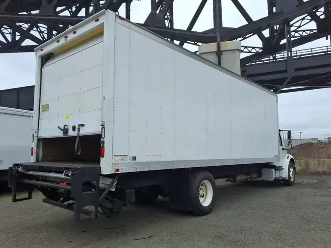 2014 FREIGHTLINER/MERCEDES M2 106