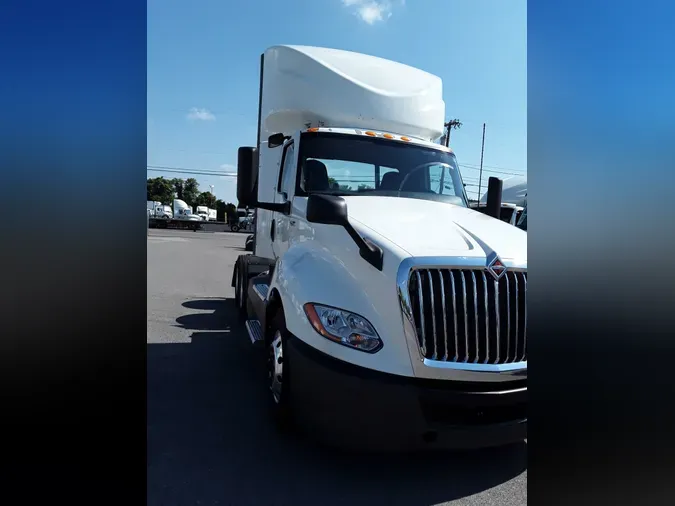 2020 NAVISTAR INTERNATIONAL LT625 DAYCAB T/A