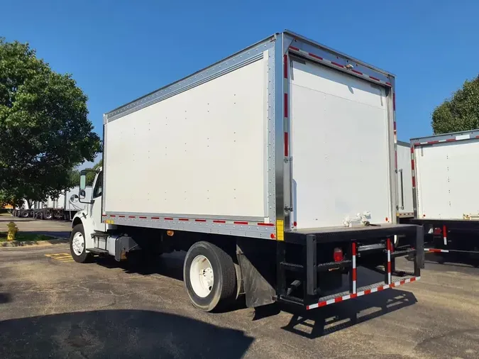 2019 FREIGHTLINER M2 106