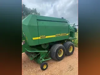 1997 John Deere 100